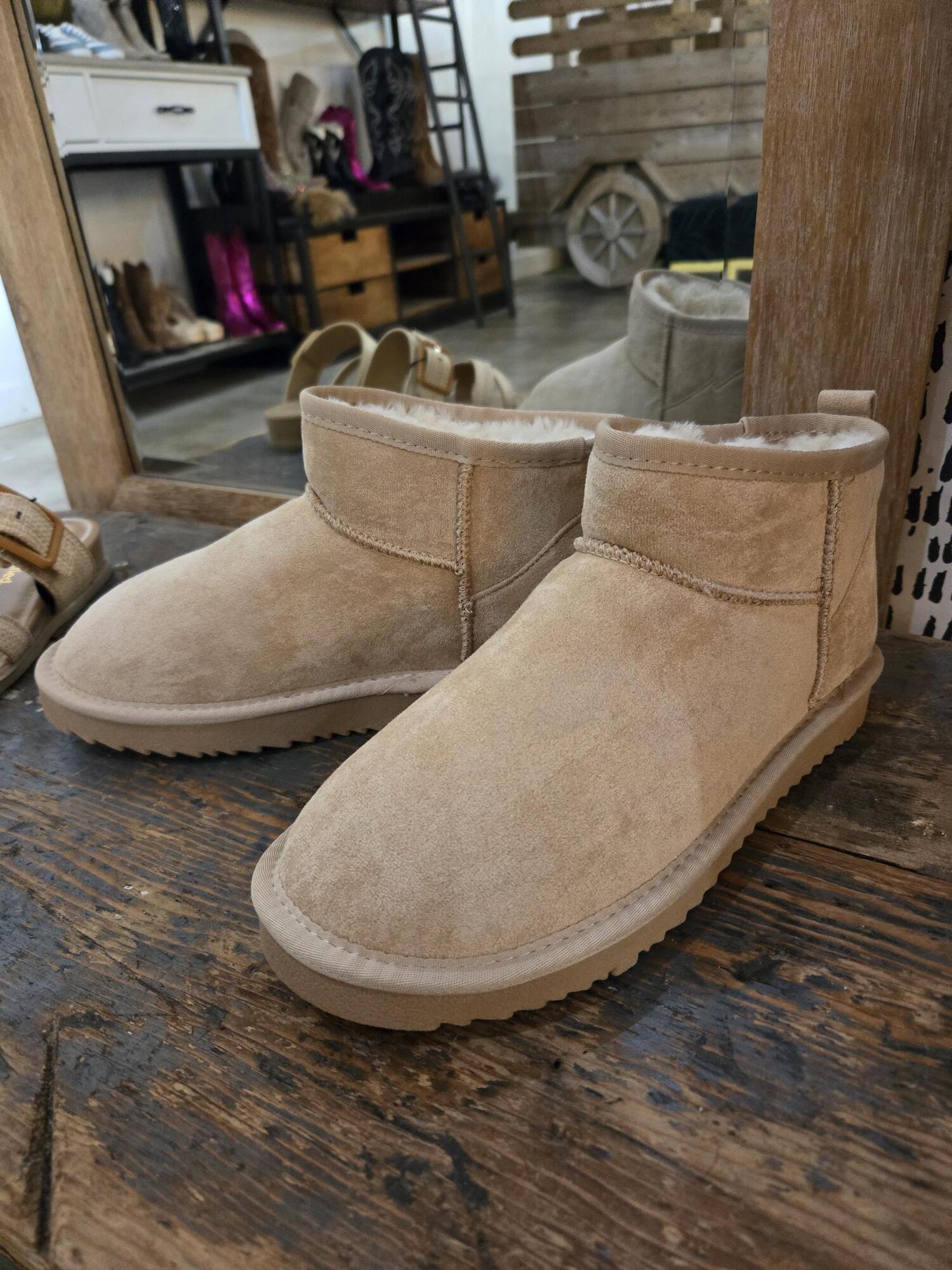 Sylvia Slip On Boots Oatmeal
